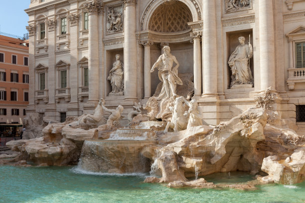 许愿池(Fontana di Trevi)。罗马特莱维区的喷泉图片下载