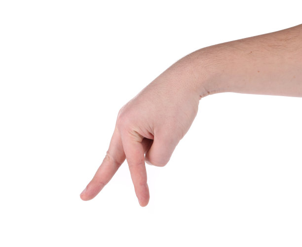 男人走路时用手指模仿腿。图片下载