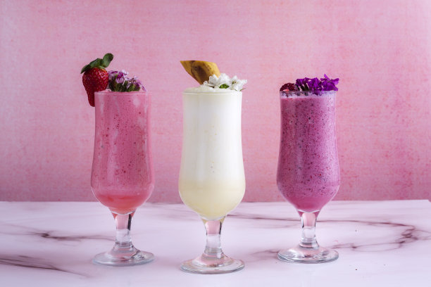 冰镇酒精鸡尾酒介绍图片下载