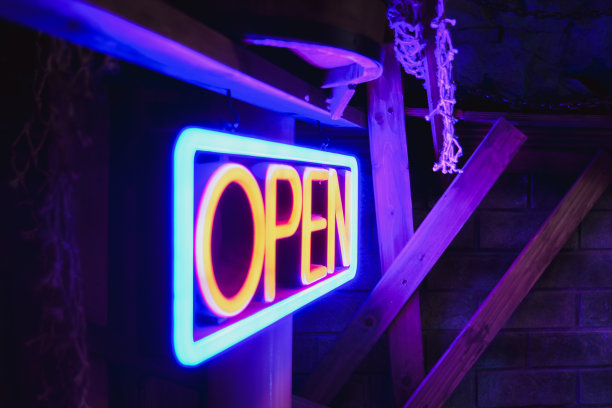 欢迎开门图片下载