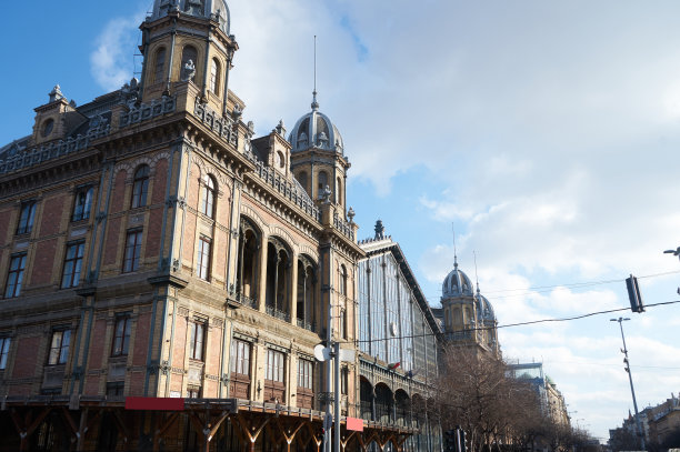 布达佩斯的纽加蒂火车站图片下载