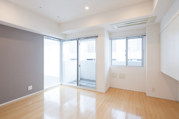 没有家具的生活空间图片下载