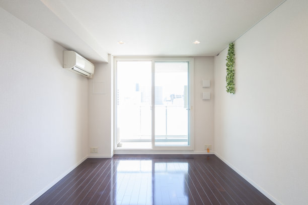 没有家具的生活空间图片下载