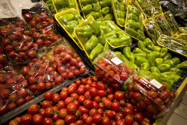 超市里的新鲜蔬菜图片下载