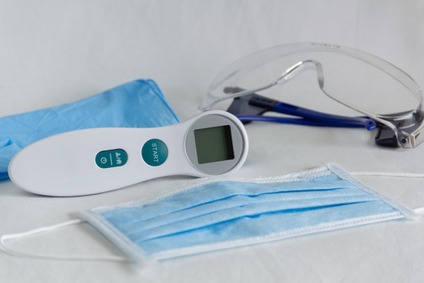 温度计和其他防冠状病毒的保护元件图片下载