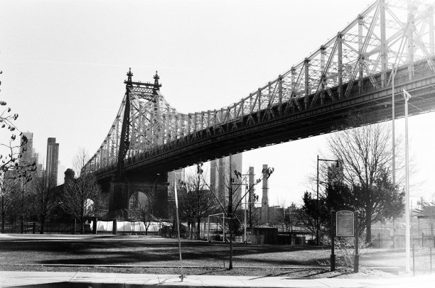 昆斯伯勒桥图片下载