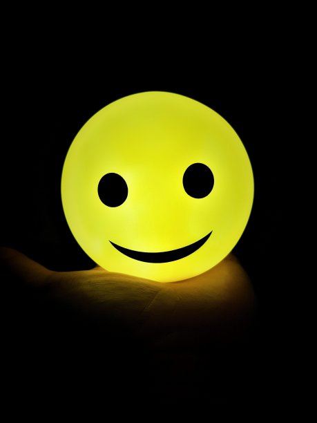 快乐的脸图片下载