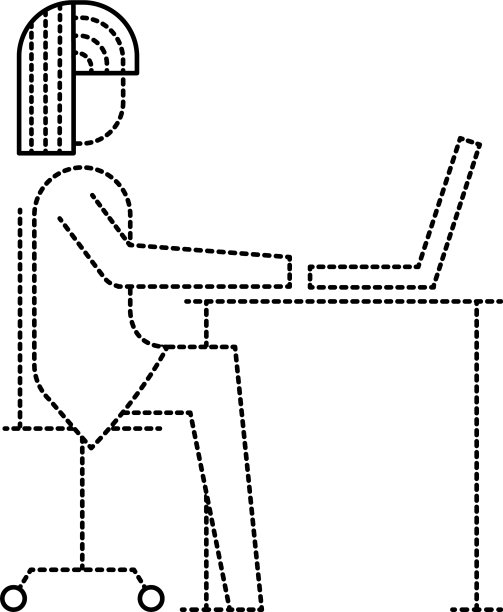 有笔记本电脑和办公桌的女商人图片下载