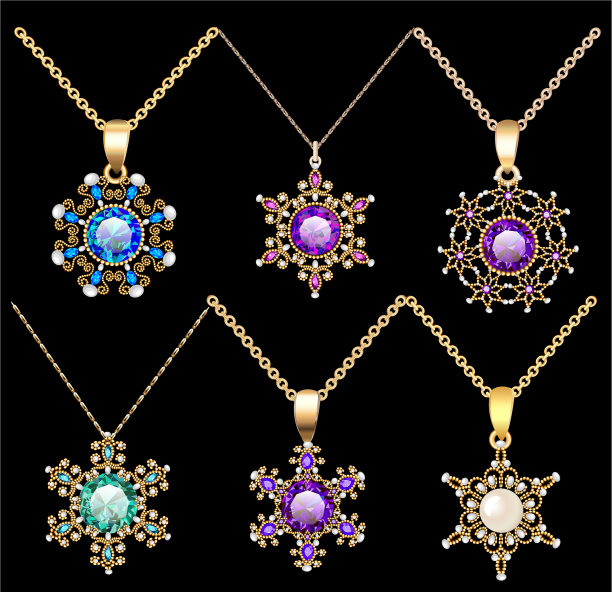一套珠宝古董垂饰制成图片下载