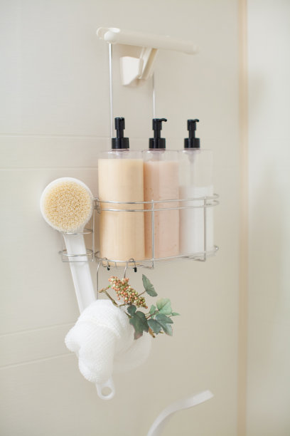 洗发水，护发素和沐浴露图片下载