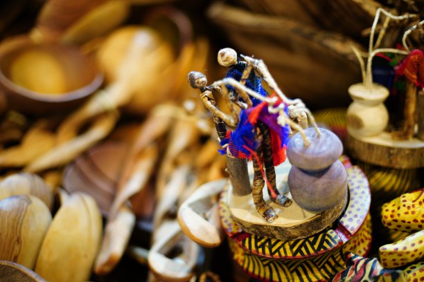 爱在混乱图片下载