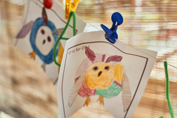 悬挂儿童画2图片下载