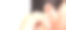 亚洲美丽的女人清洁耳朵hrt使用棉签在白色背景与文本副本规格，保健概念图片下载