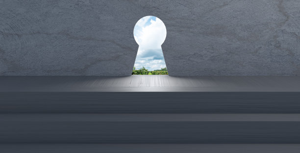 3d渲染插图。楼梯进入锁孔门在肮脏的混凝土墙背景与出口方式的自由生活。未来的成功，机会和创业的概念。黑暗scene.nobody图片下载