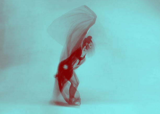 芭蕾舞女演员跳舞图片下载