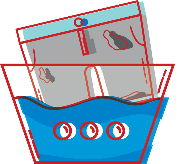 用水浸泡的脏短裤图片下载