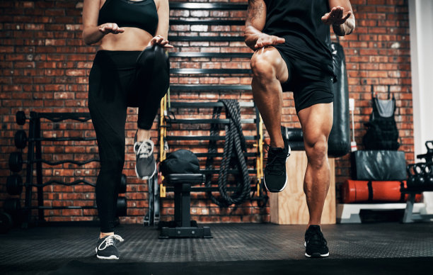 把它带到这里来图片下载