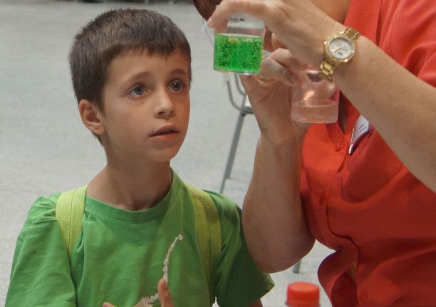 准备一个实验图片下载