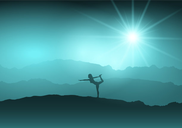 女性在景观瑜伽姿势图片下载