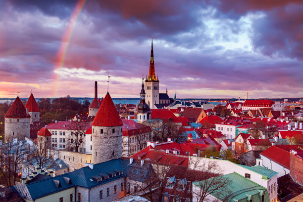 塔林日落的景色图片下载