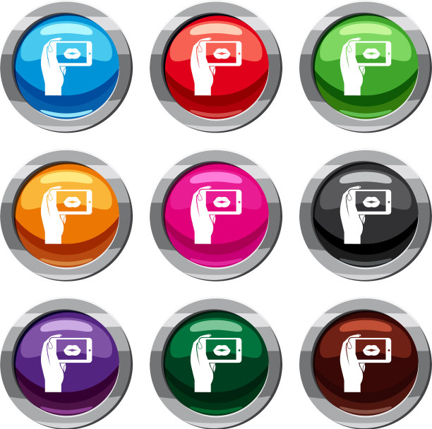 女性手持智能手机图片下载