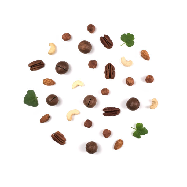 白色背景上的坚果图案图片下载