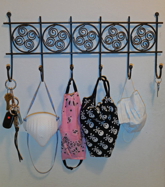 家庭的面具图片下载