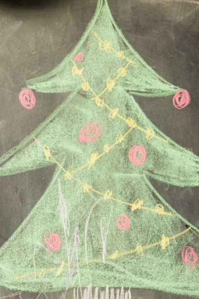 圣诞树上的雪球图片下载