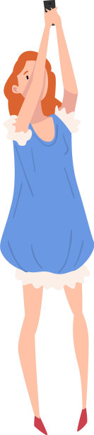 美丽的女孩穿着时髦的衣服站着图片下载