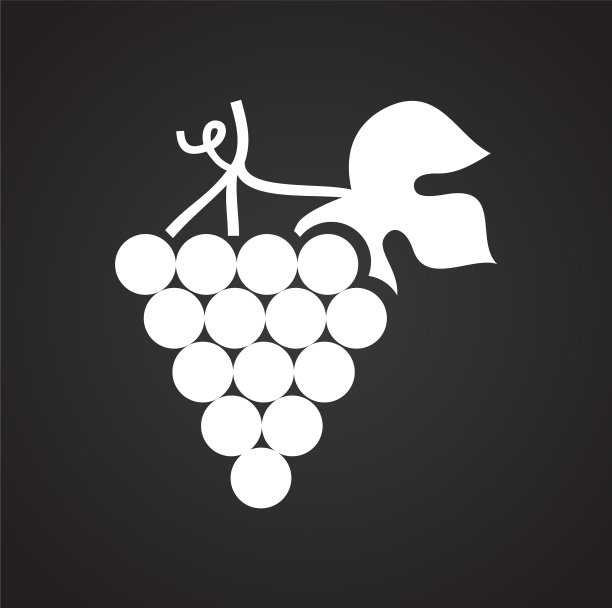 黑色背景上的葡萄图片下载