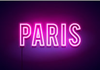 现代巴黎城内的霓虹灯标志图片下载