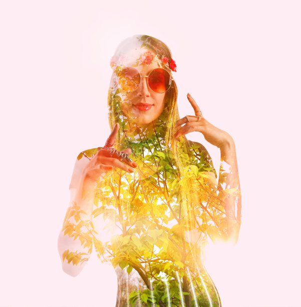 多重暴露嬉皮女性对自然和健康的感恩图片下载