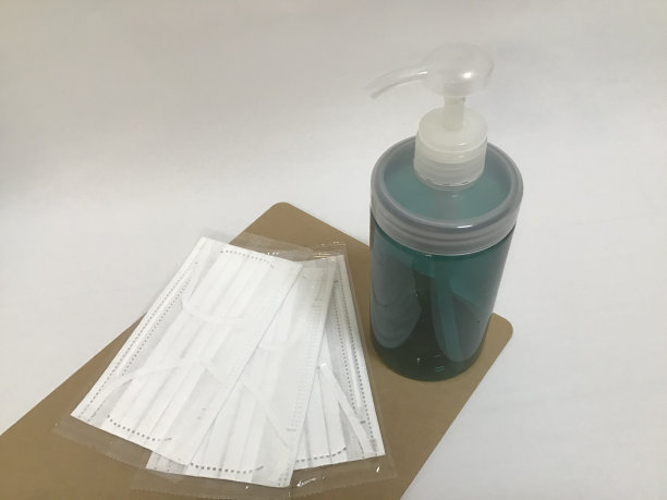 面具和消毒剂图片下载
