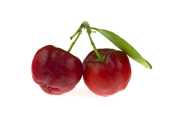 鲜红的樱桃被孤立在白色的背景上。图片下载
