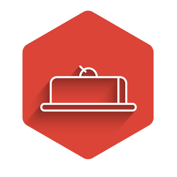 白线草莓芝士蛋糕配水果图片下载