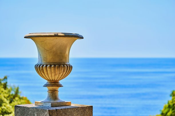 一个古老的石碗或石碗图片下载