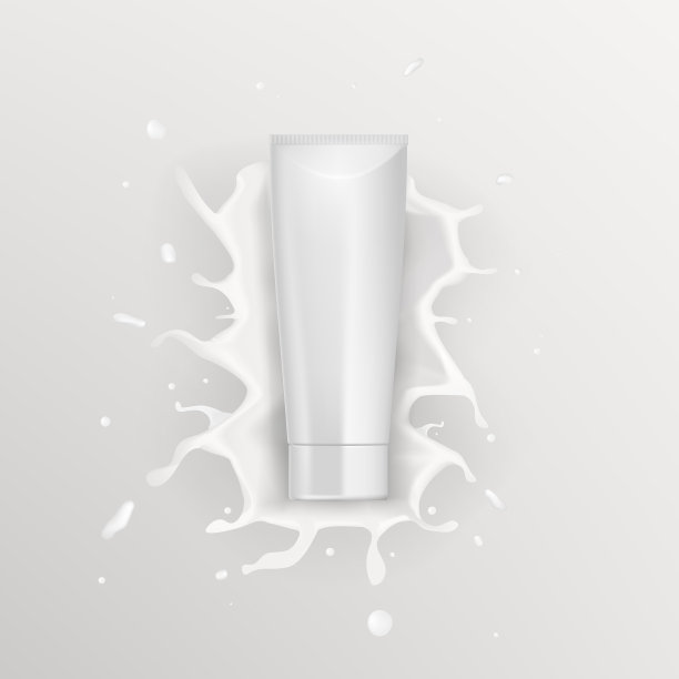 空白护肤乳霜产品落入牛奶图片下载
