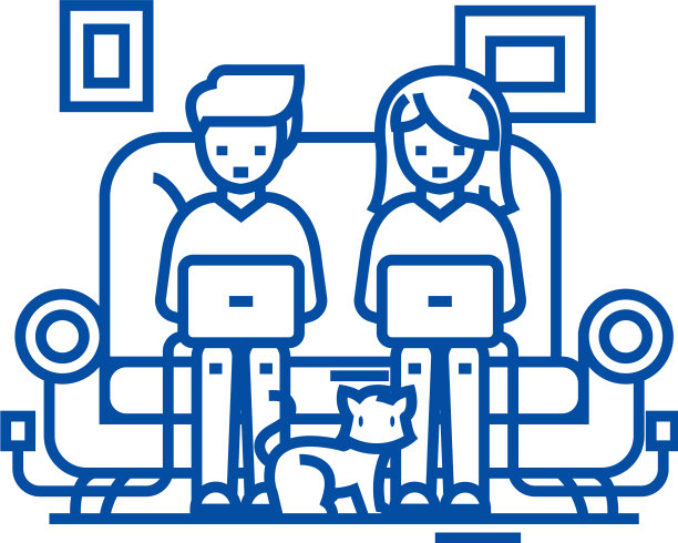 家庭在沙发上工作的笔记本电脑与猫线图片下载