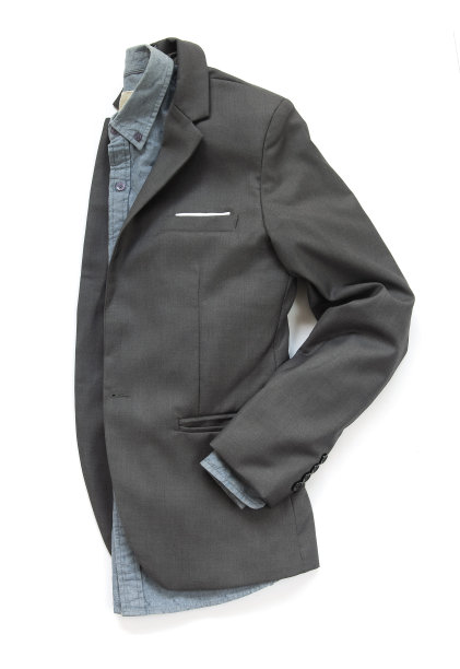 男士商务服装，衬衫和灰色西装孤立在白色背景，俯视图图片下载