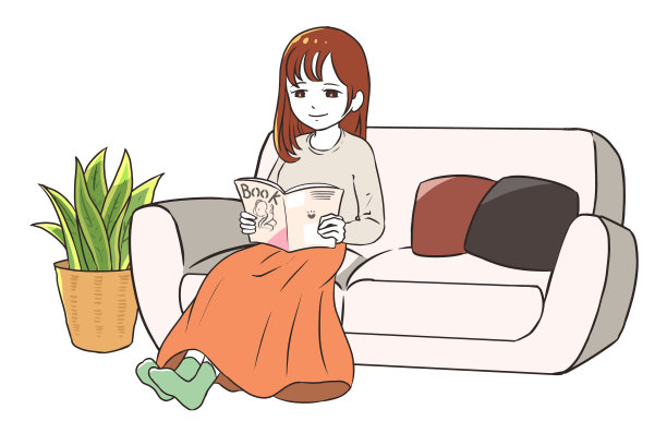 在客厅里休息的女人图片下载