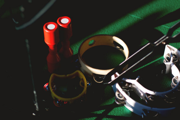 打击乐器的近景图片下载