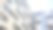 有大窗户和现代立面的现代公寓大楼。图片下载