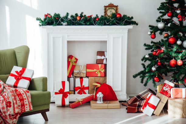 圣诞家居室内圣诞树红礼物新年装饰节日背景图片下载
