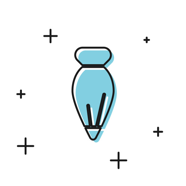 黑色糕点包装饰蛋糕与奶油图片下载