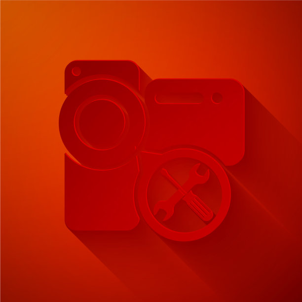 剪纸摄像机与螺丝刀和扳手图片下载