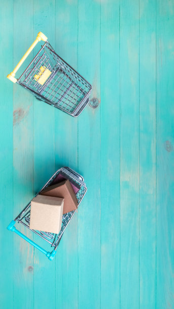 一个购物车是空的，另一个有箱子图片下载