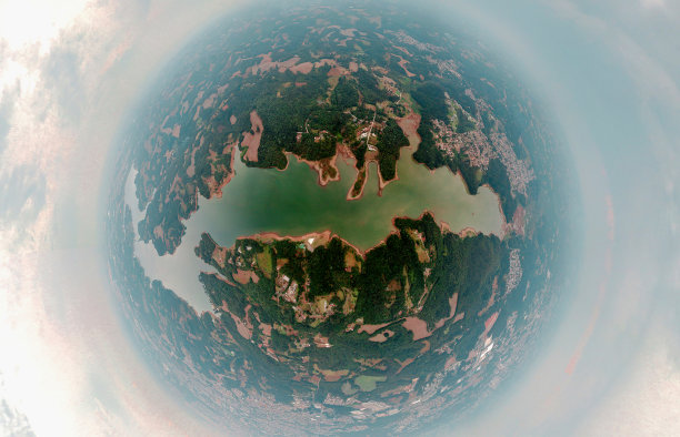 鸟瞰图从帕绍纳大坝，在库里蒂巴/PR/巴西。图片下载