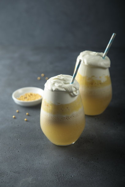 姜汁啤酒鸡尾酒图片下载