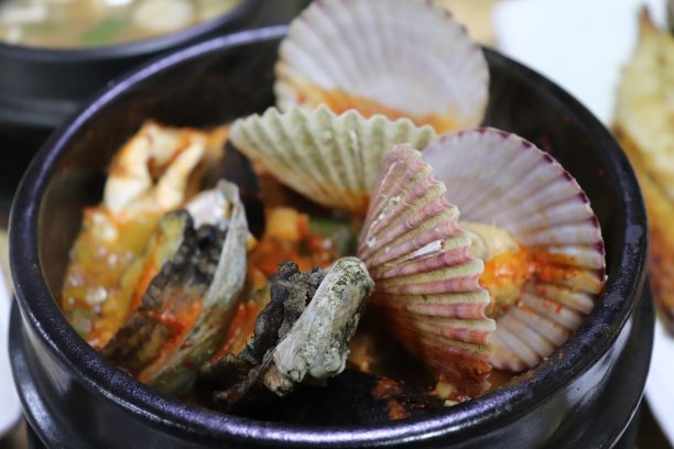 济州岛的传统美食图片下载