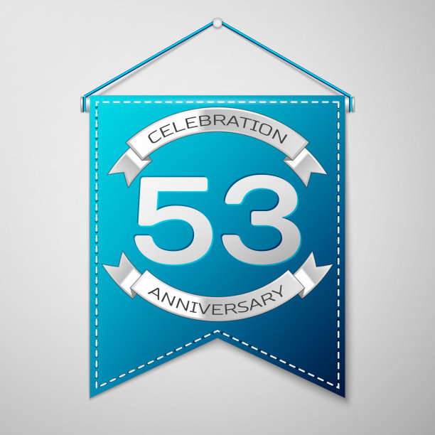 刻有“五十三”字样的蓝色三角旗图片下载